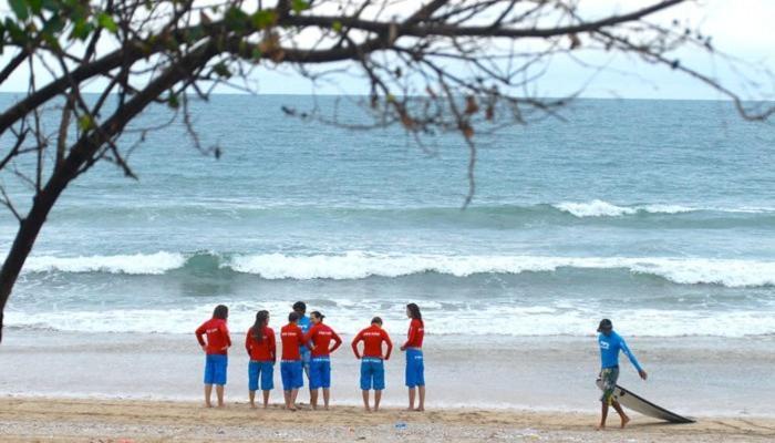 Asrama Pro Surf Camp Bali *